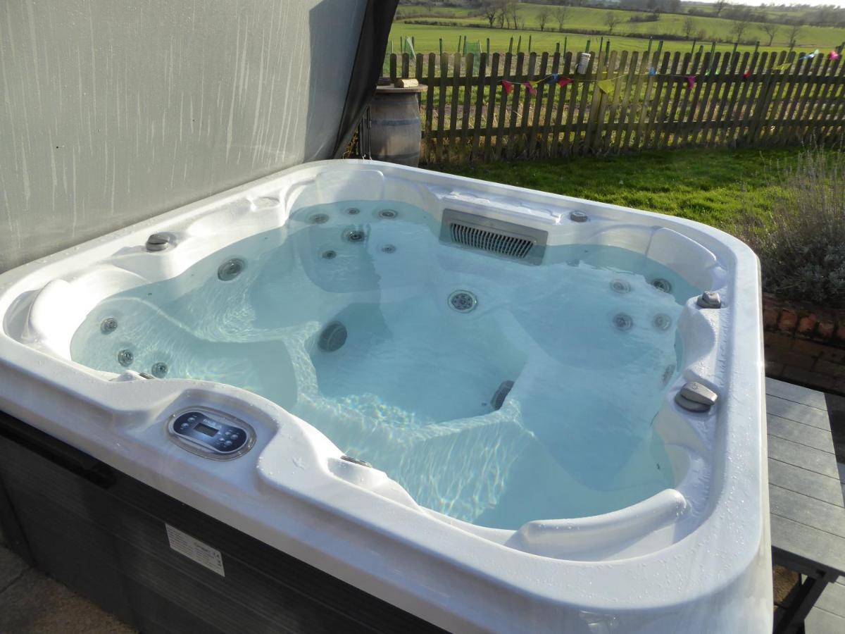 South View Country House Sleeps 12 - Hot Tub - Views Henley-in-Arden Buitenkant foto