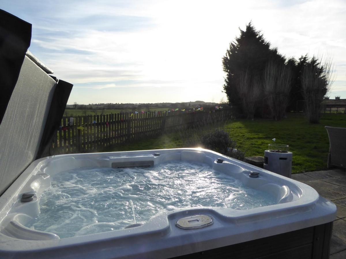 South View Country House Sleeps 12 - Hot Tub - Views Henley-in-Arden Buitenkant foto