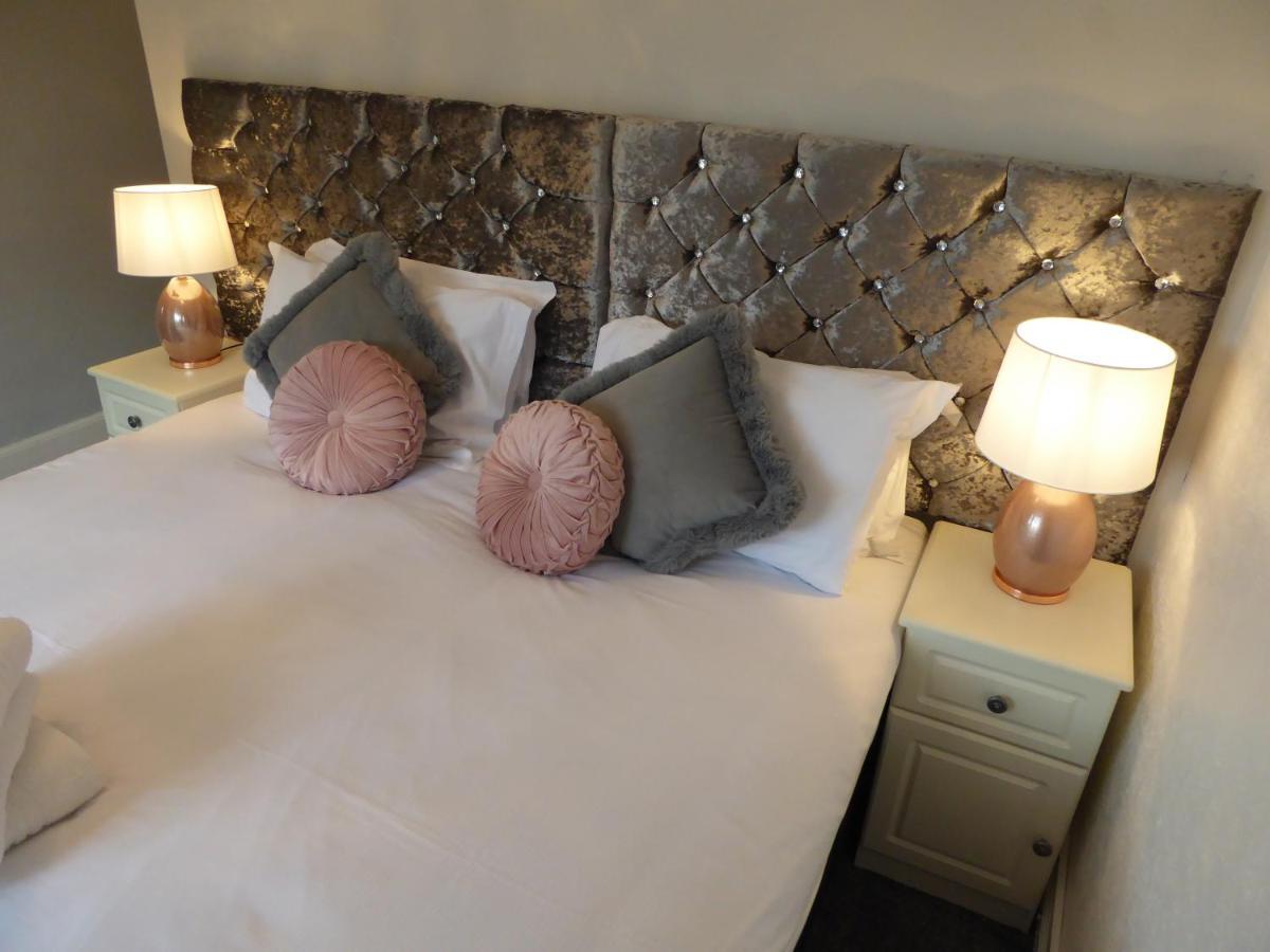 South View Country House Sleeps 12 - Hot Tub - Views Henley-in-Arden Buitenkant foto
