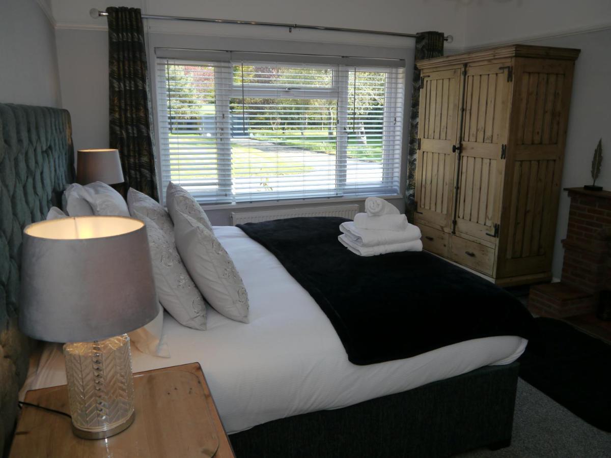 South View Country House Sleeps 12 - Hot Tub - Views Henley-in-Arden Buitenkant foto